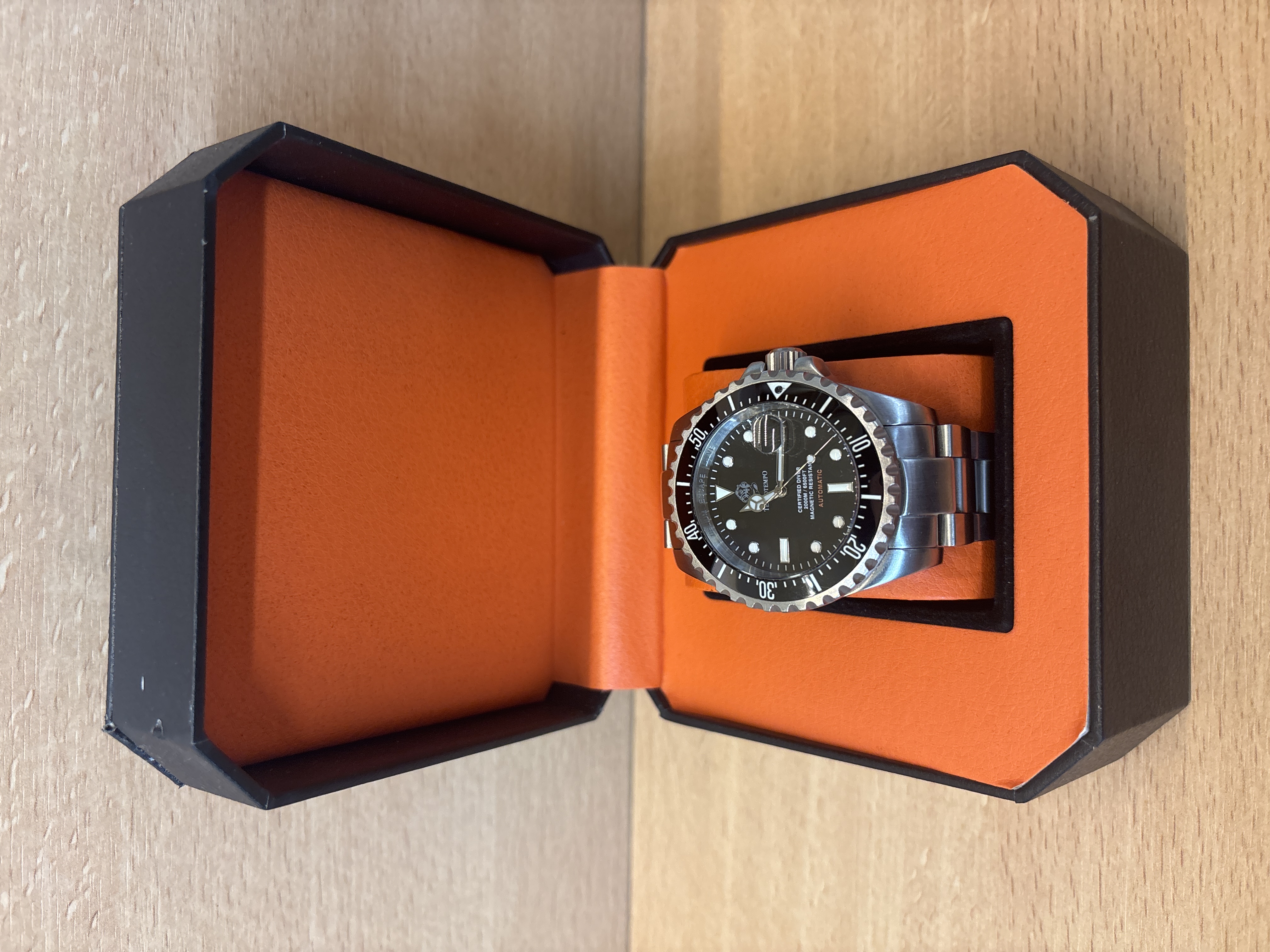 Montre automatique TecnoTempo édition limitée 075/100