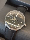 Montre LIP Panoramic 1960 cadran noir bracelet cuir acier fabriquée à Besançon — photo 2