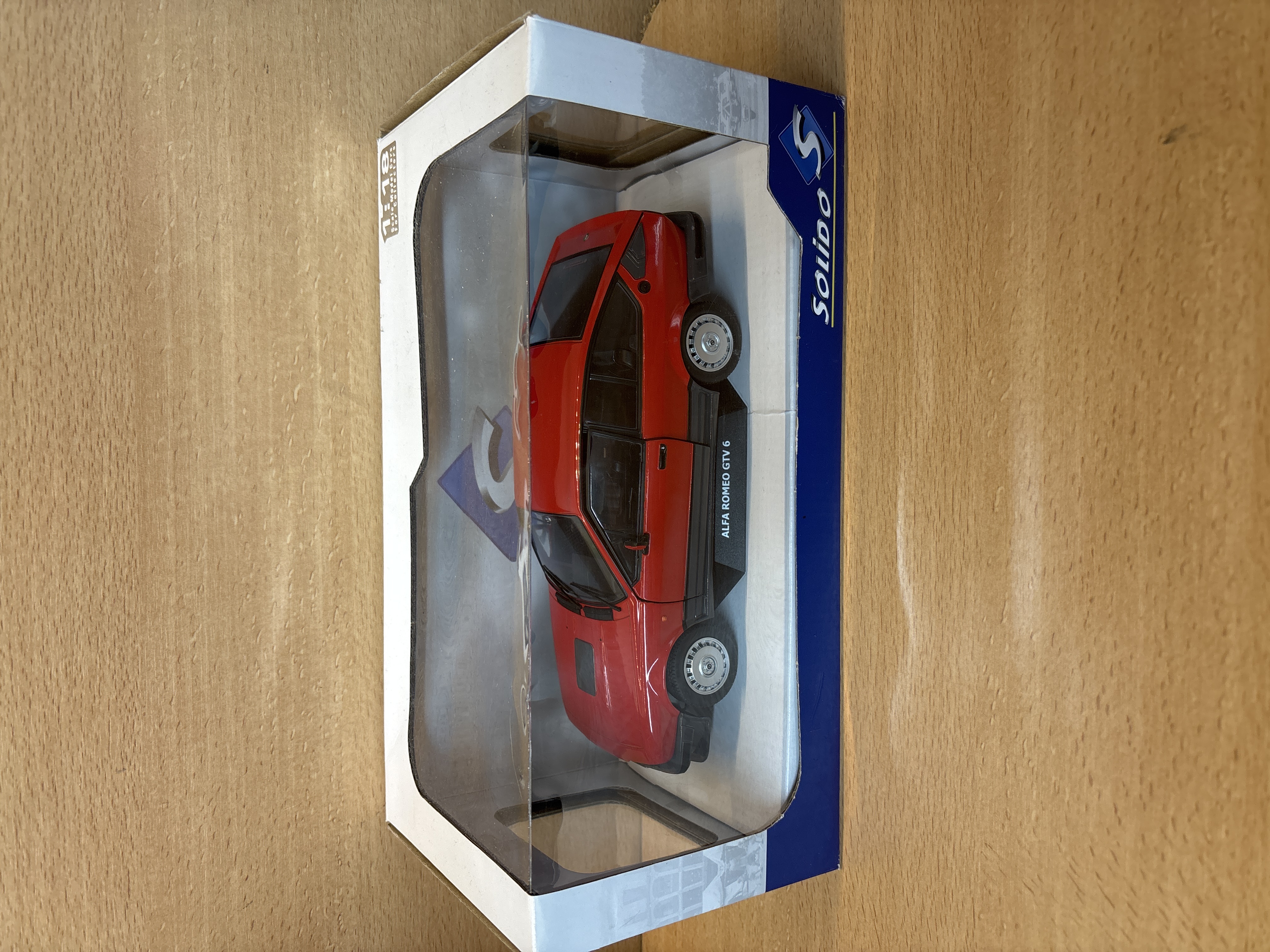 ALFA ROMEO GTV 6 1984 RED SOLIDE S1802301 1:18