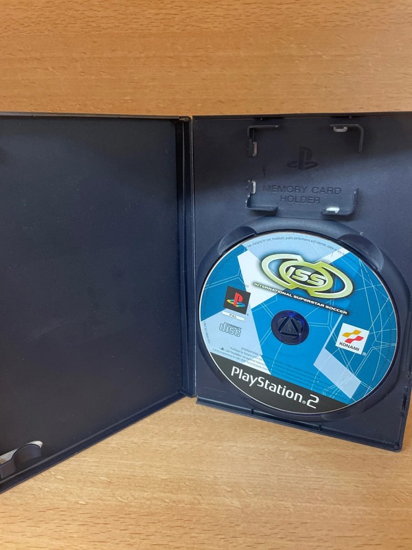 Jeu PS2 ISS — photo 2