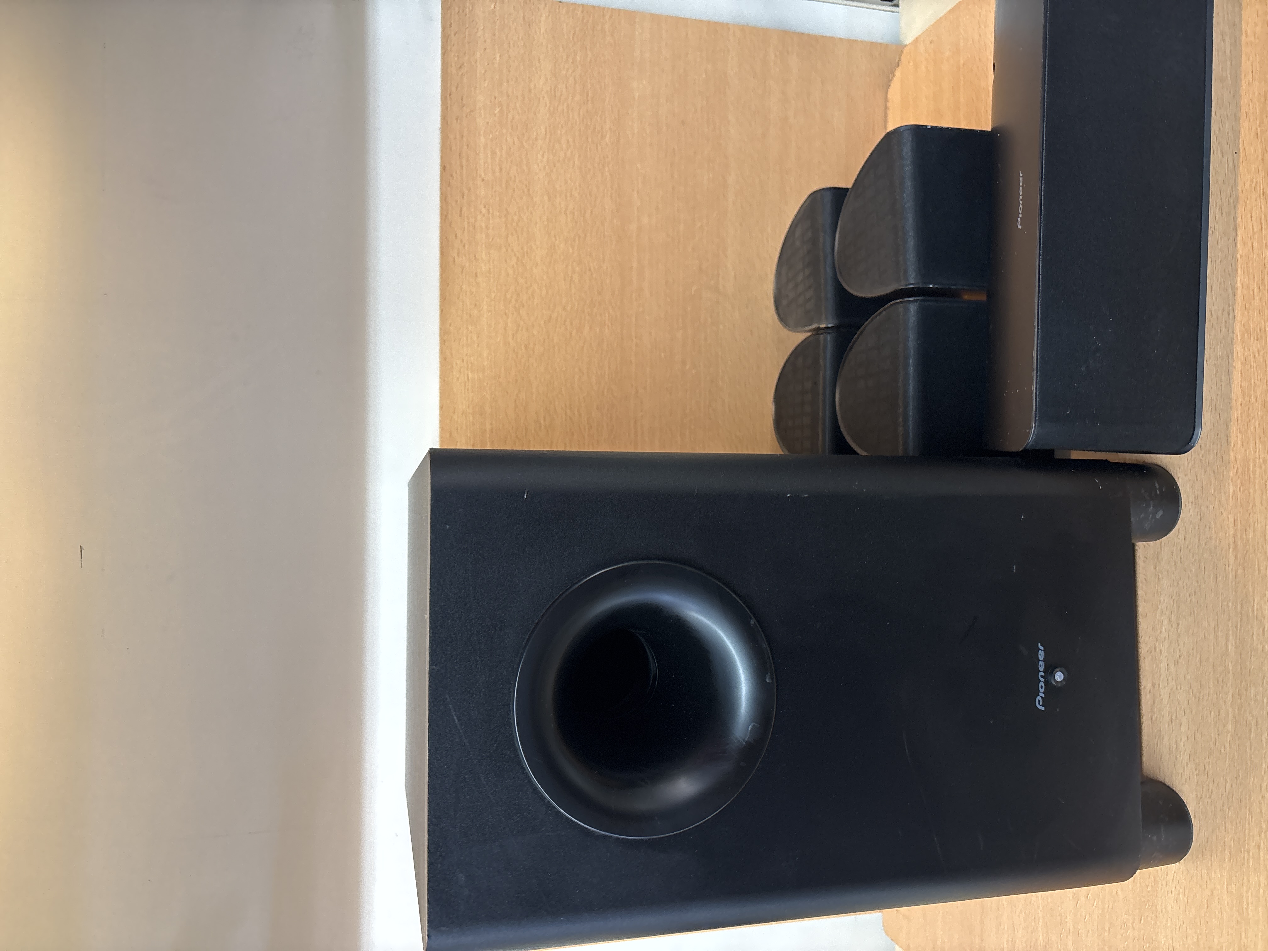 Pack home cinéma Pioneer VSX-528 avec ampli-tuner AV et enceintes — photo 2
