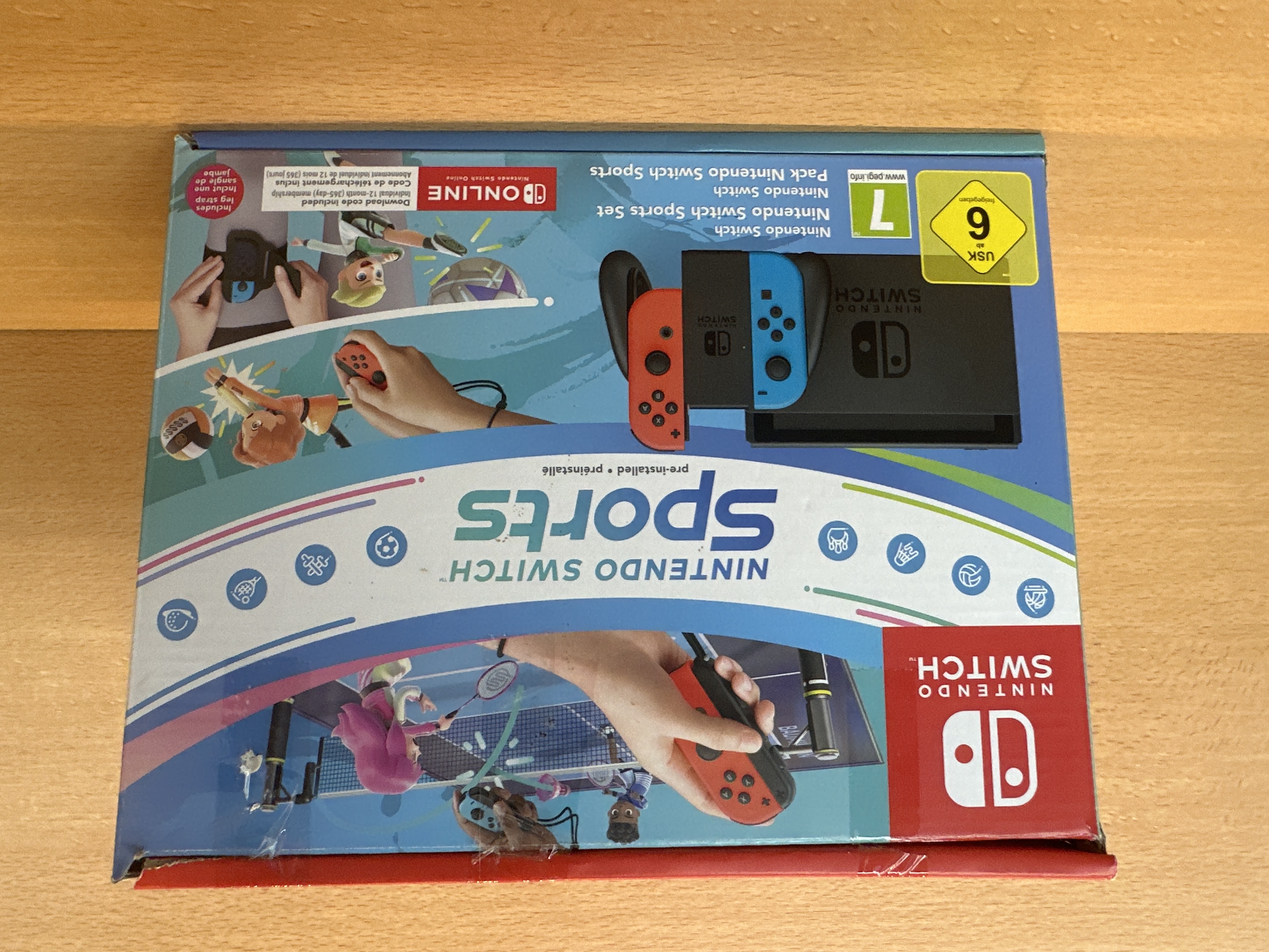 Nintendo Switch Pack Nintendo Switch Sports avec Joy-Con néon