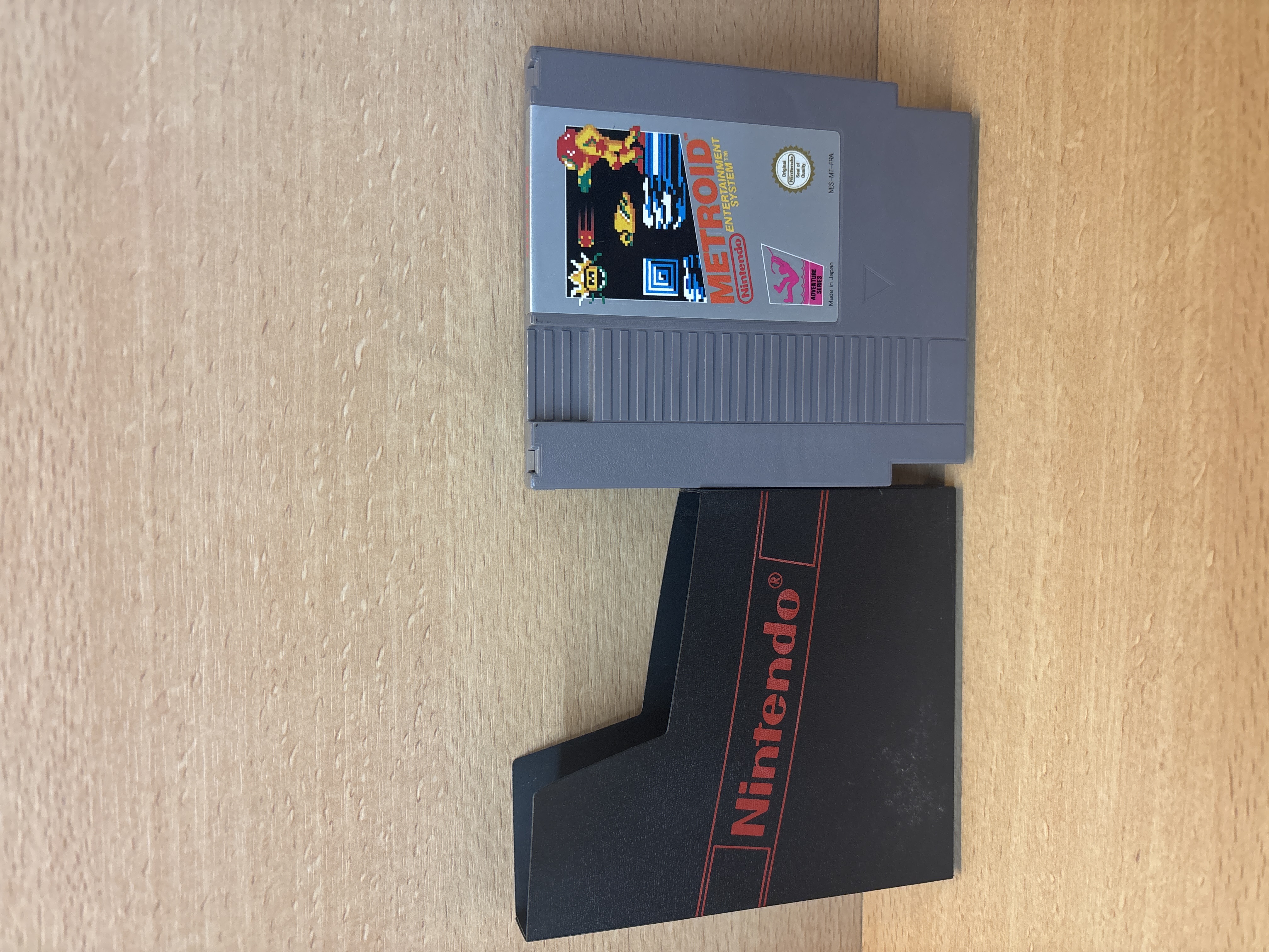 Metroid sur Nintendo NES cartouche