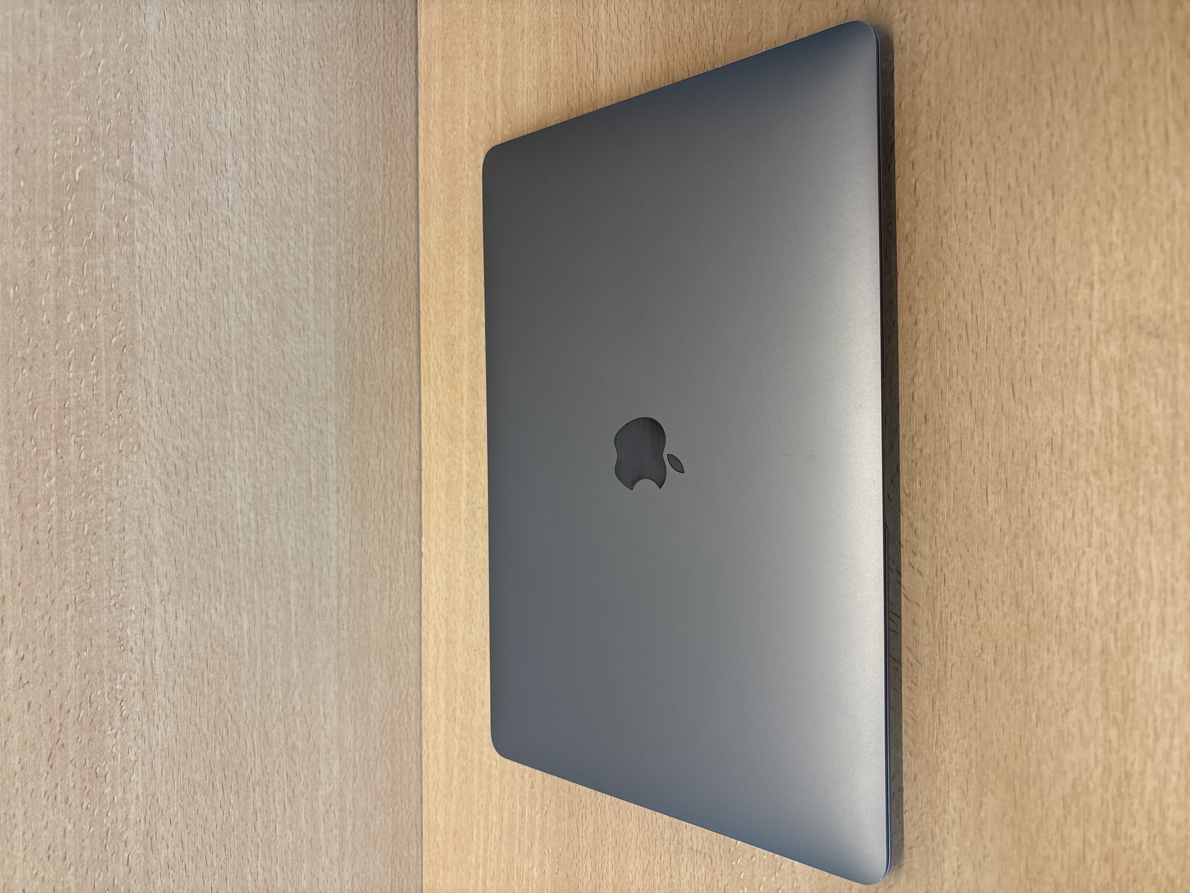 Apple MacBook Air 13 pouces 2018 i5 8 Go — photo 2
