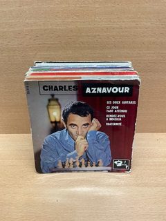 Lot de 30 vinyles