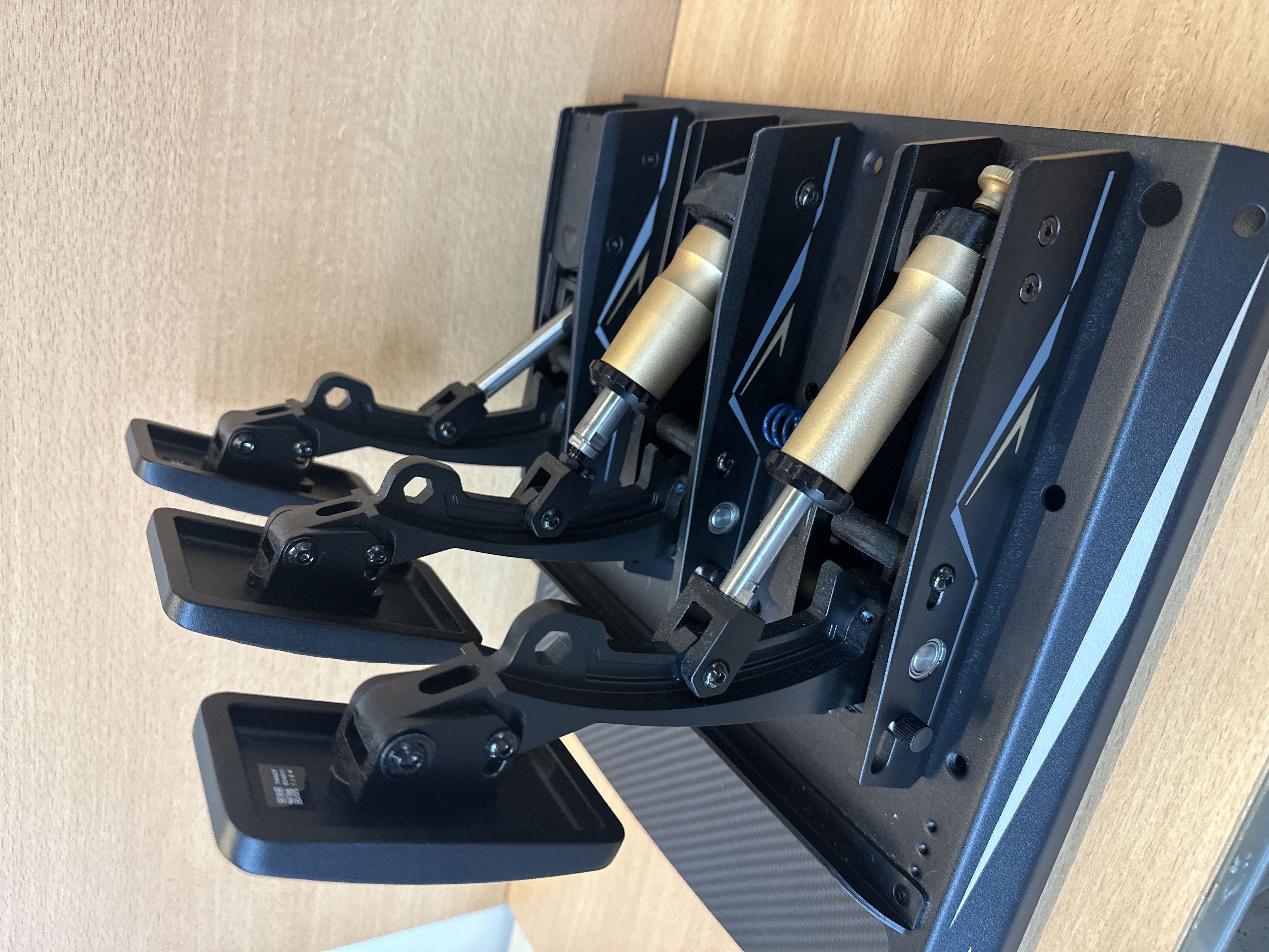 Pédalier Moza Racing CRP2 avec embrayage pour simulateur — photo 2