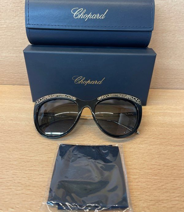 Lunettes de soleil Chopard SCH258 700P noir et doré