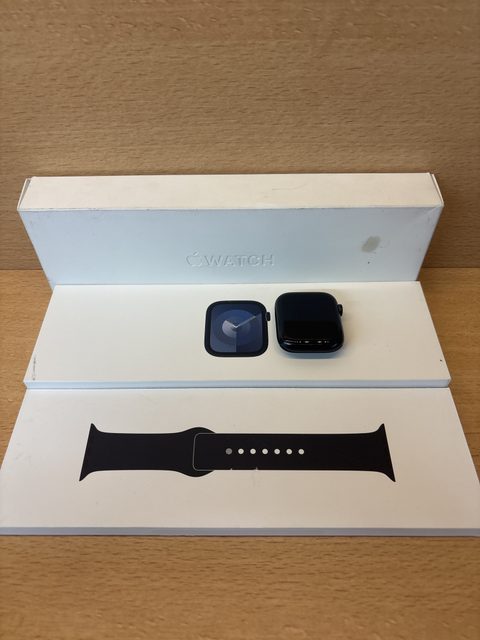 Apple Watch Series 9 GPS 45 mm Minuit aluminium bracelet Sport M/L