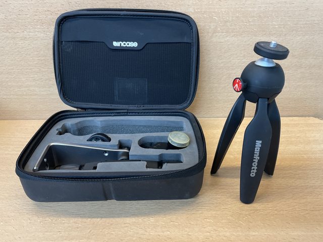 Trépied de table Manfrotto PIXI-B avec housse