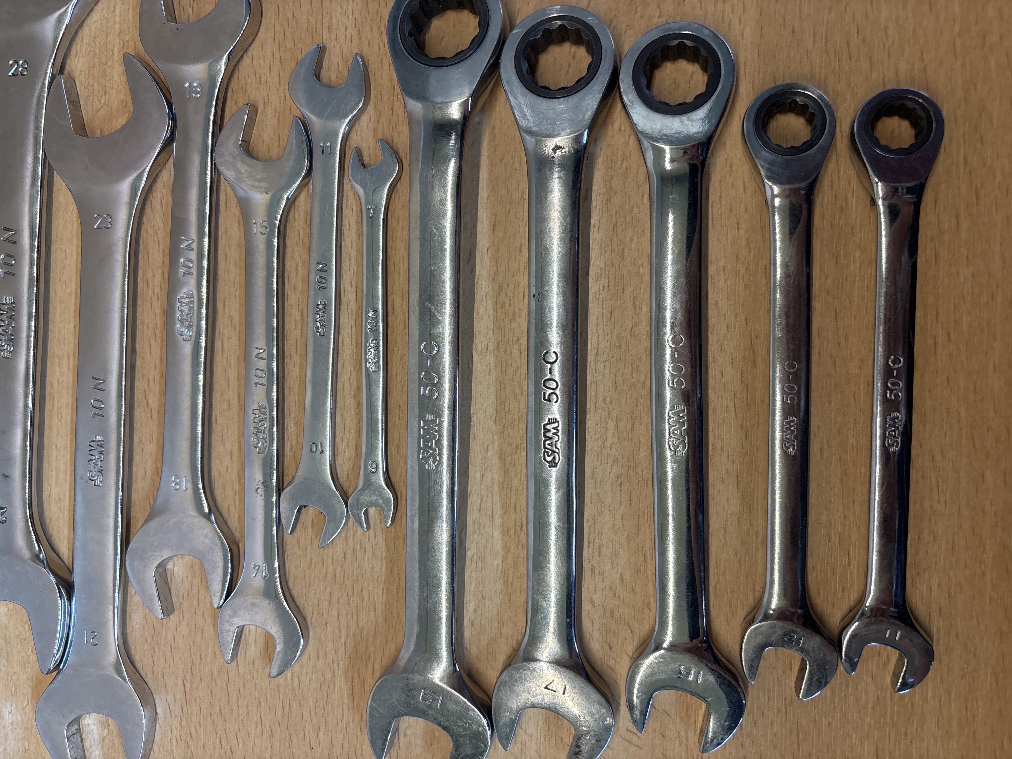 Lot de 12 clés plates et clés à cliquet SAM 7 à 32 mm — photo 3