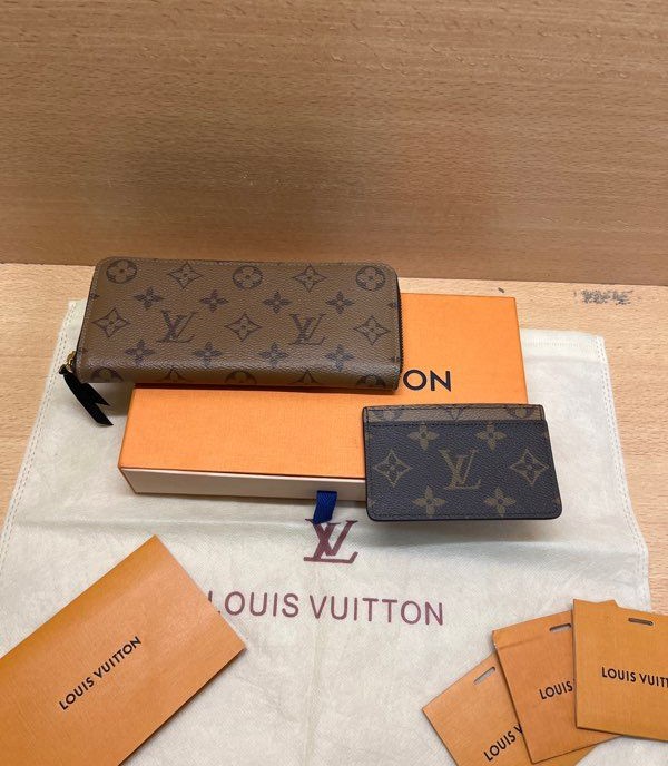 Ensemble Louis Vuitton portefeuille zippé et porte-cartes monogramme