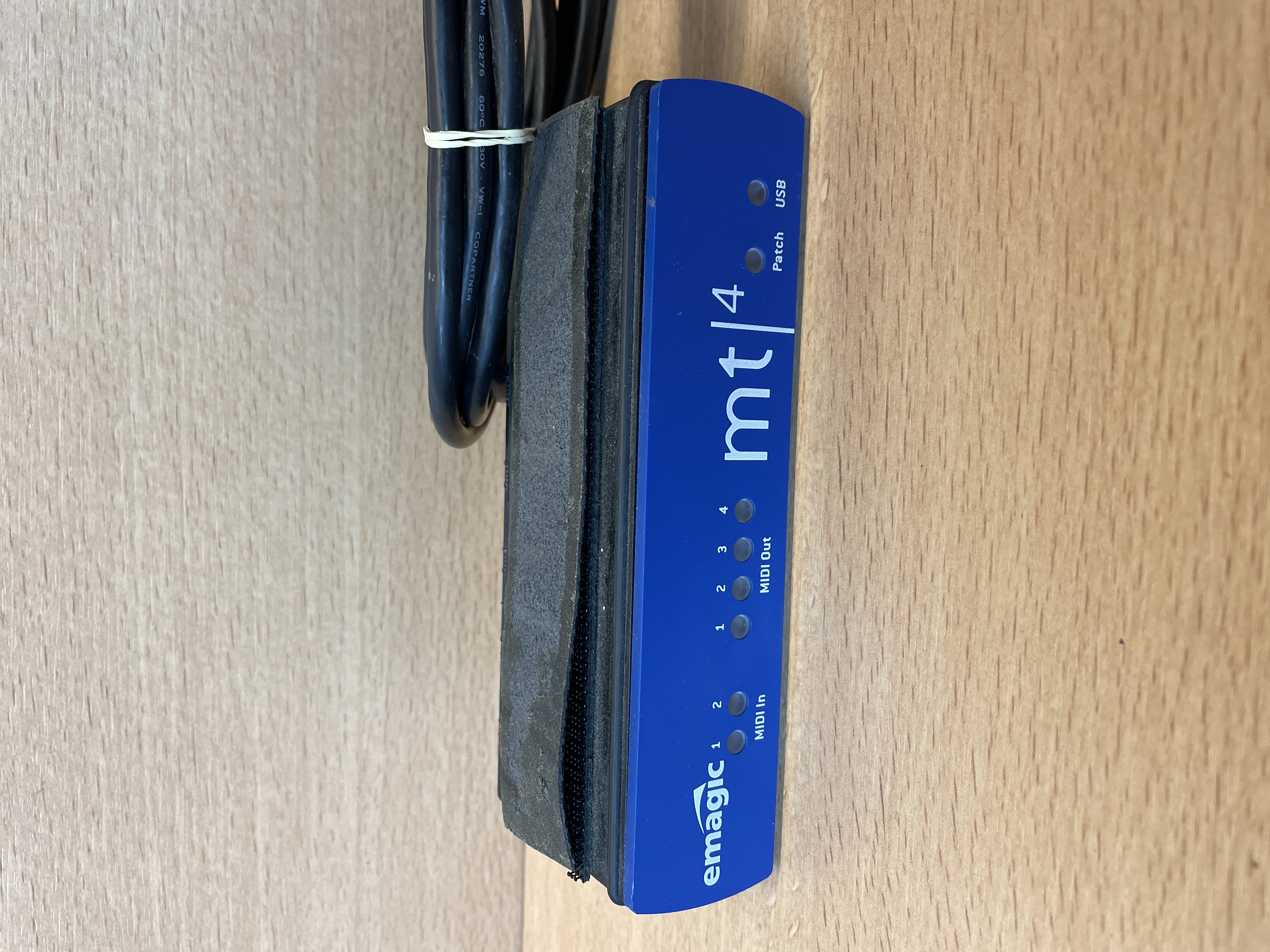 Emagic MT4 interface MIDI USB 4 sorties