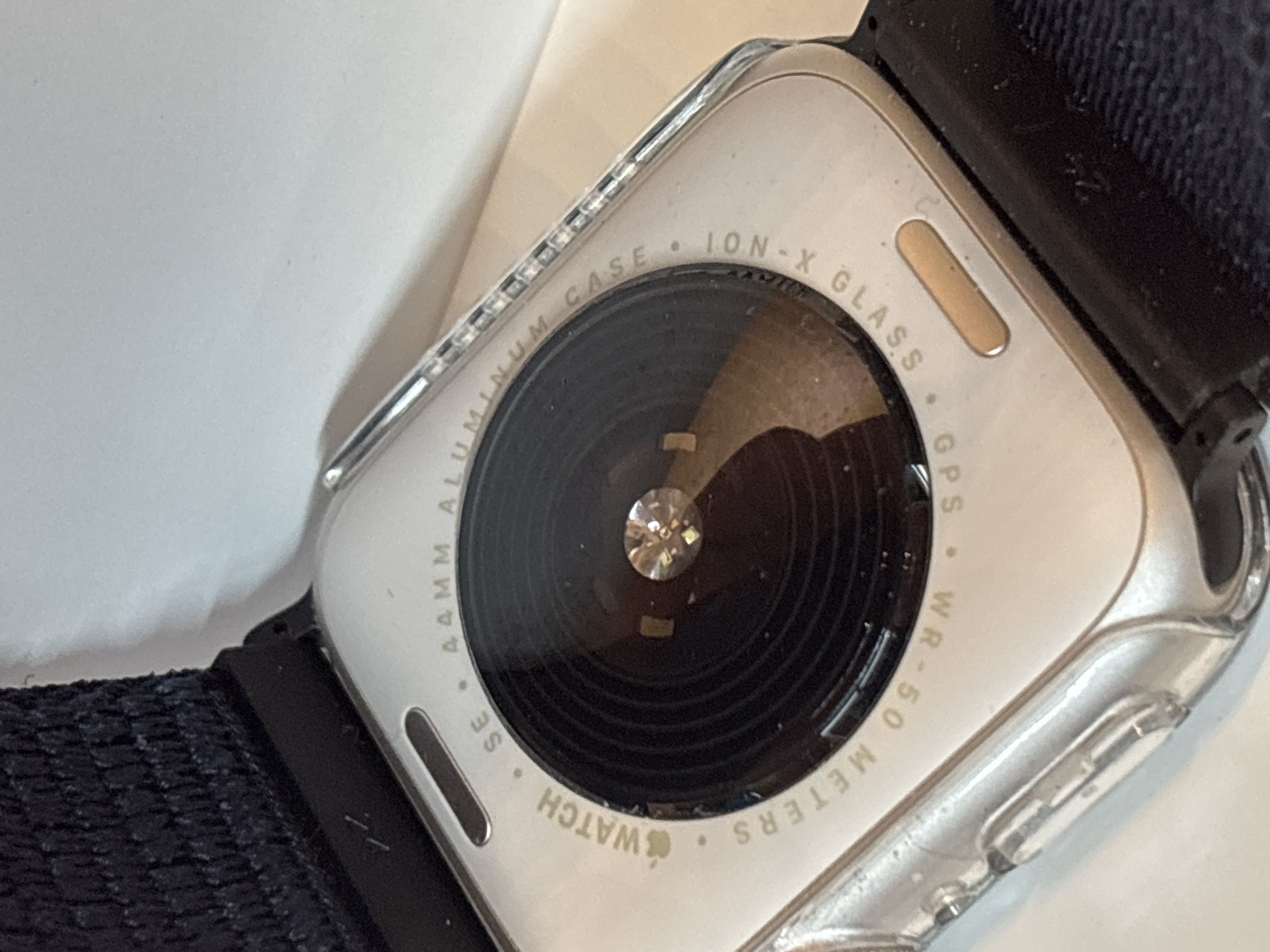 Apple Watch SE 3 44 mm GPS aluminium Starlight — photo 2