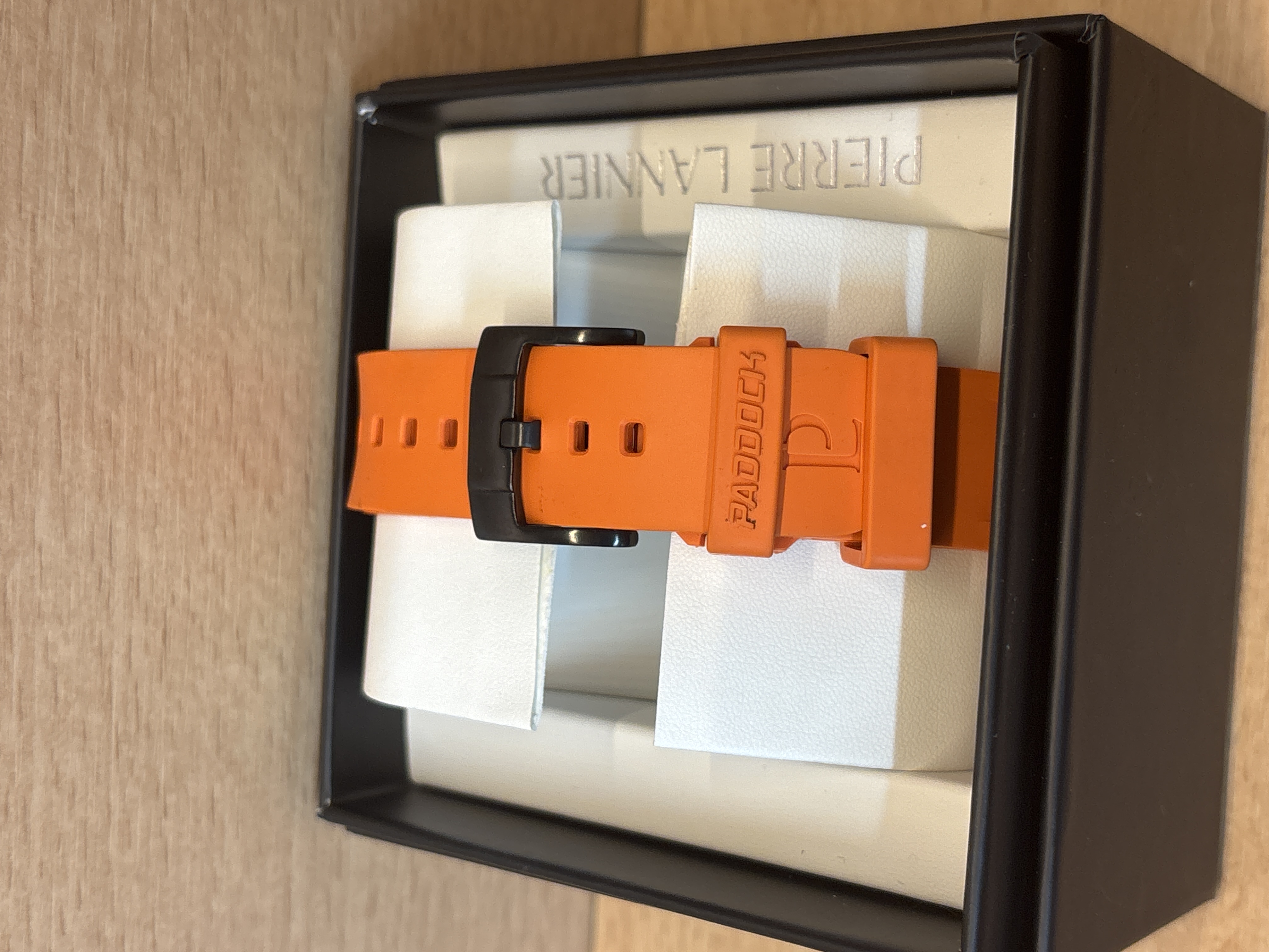 Montre Pierre Lannier squelette noire bracelet orange — photo 3