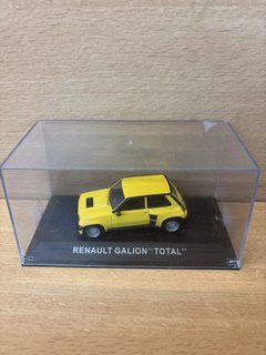 Miniature Renault Galion « Total » avec boîtier vitrine