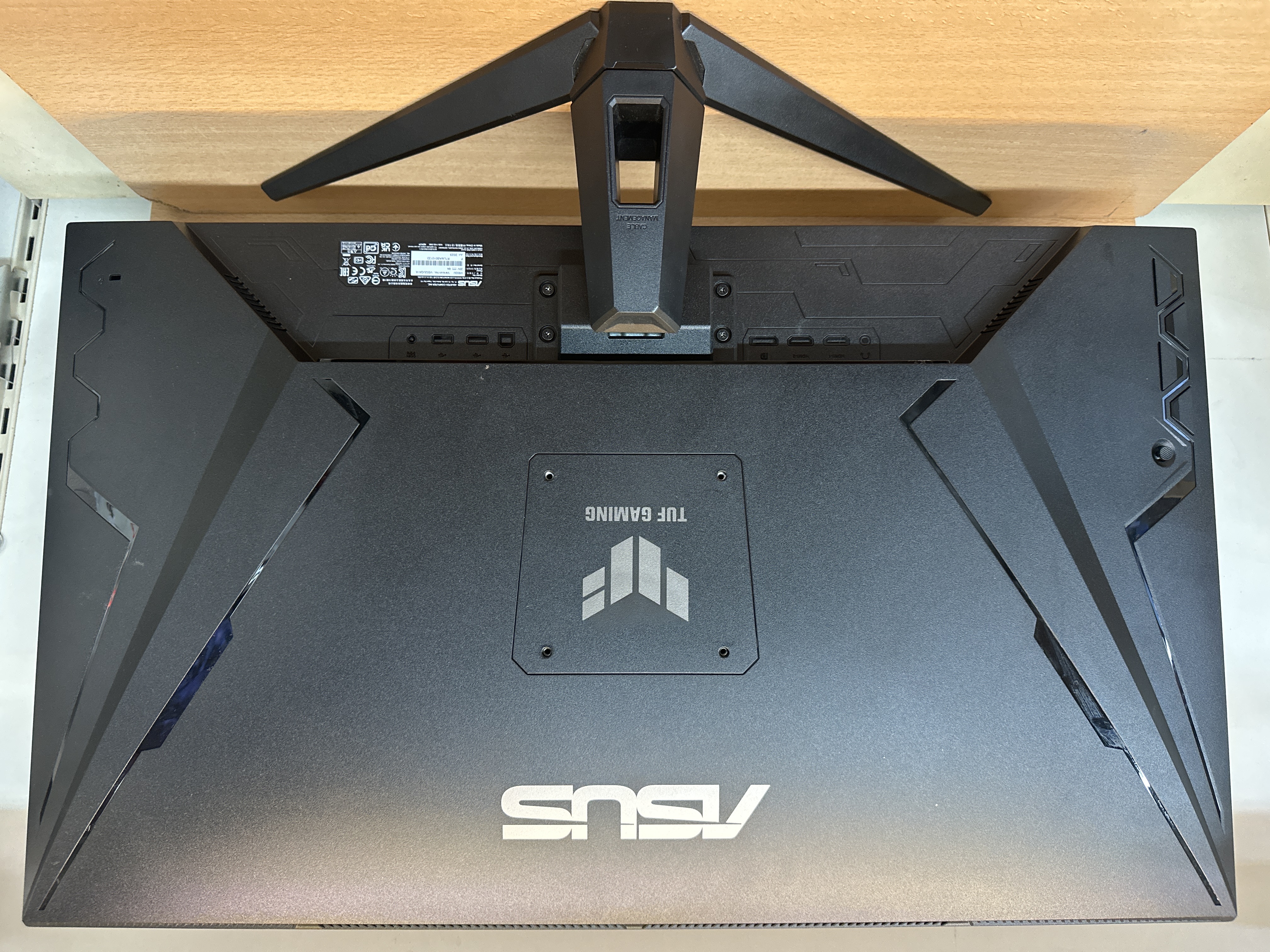 Écran gaming Asus TUF VG32UQA1A 32 pouces 4K 160 Hz — photo 2