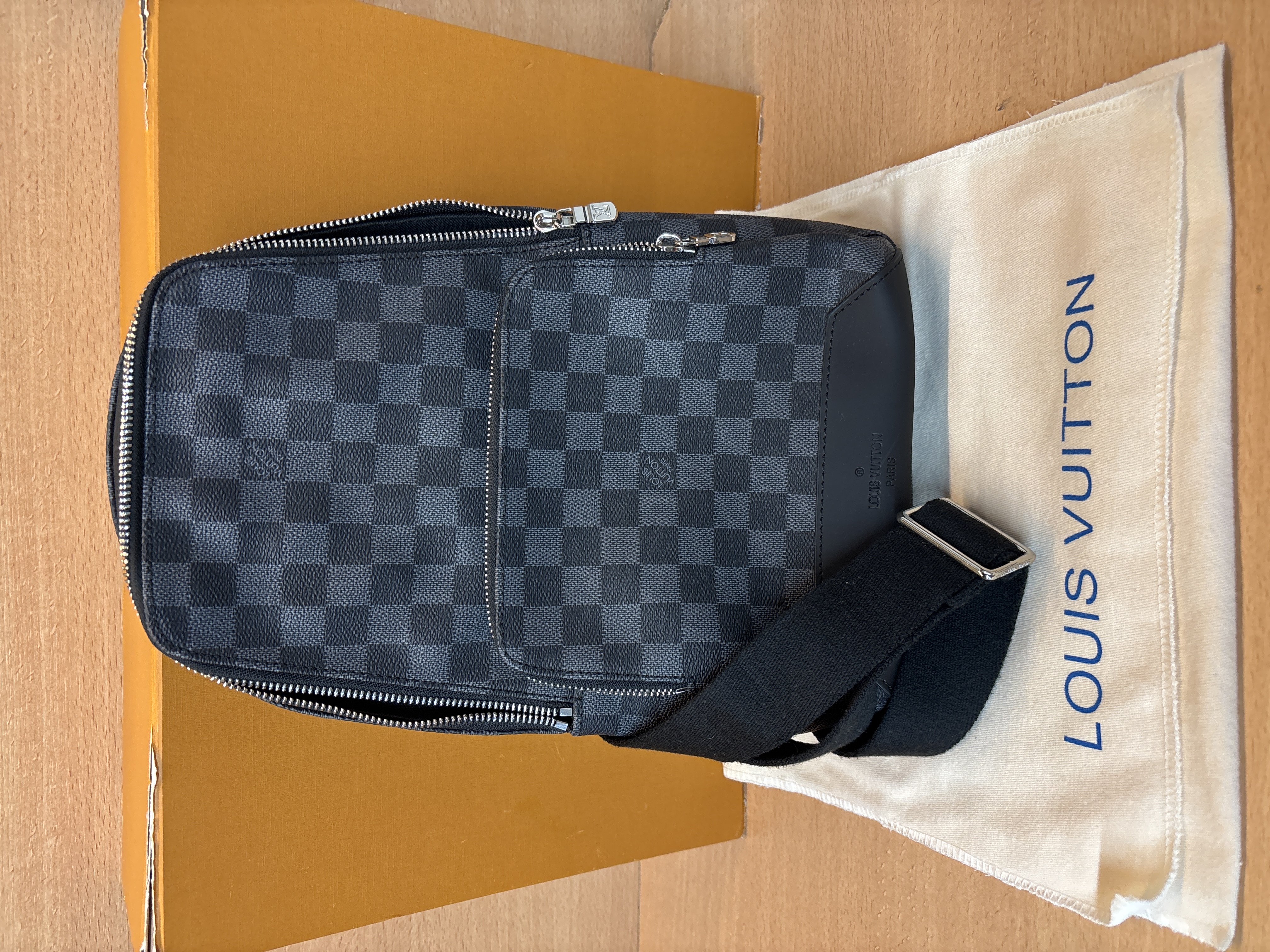 Louis Vuitton Avenue Sling Bag Damier Graphite N41719