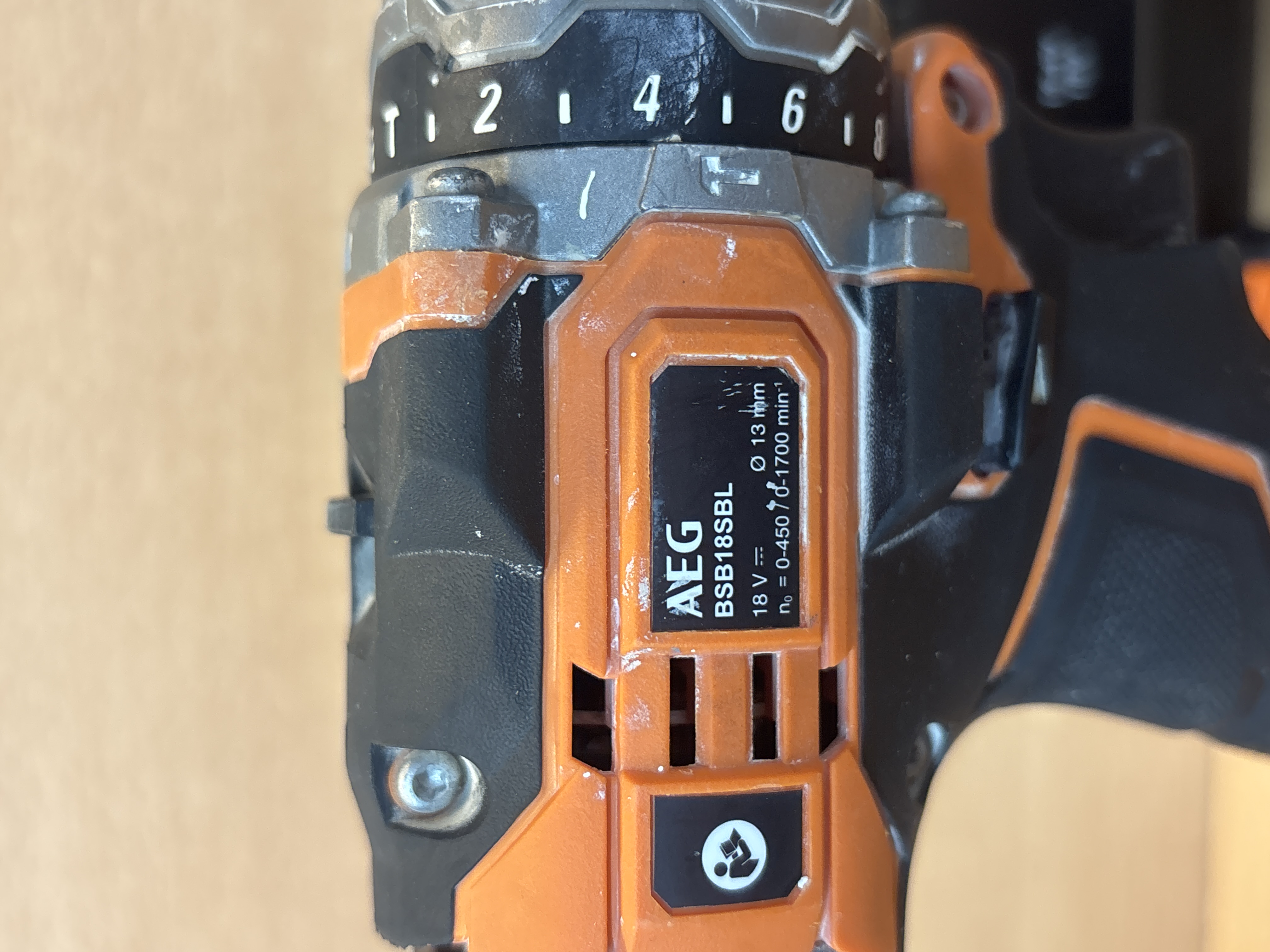 Perceuse-visseuse AEG BSB18SBL 18V brushless avec batterie 5Ah et chargeur — photo 2