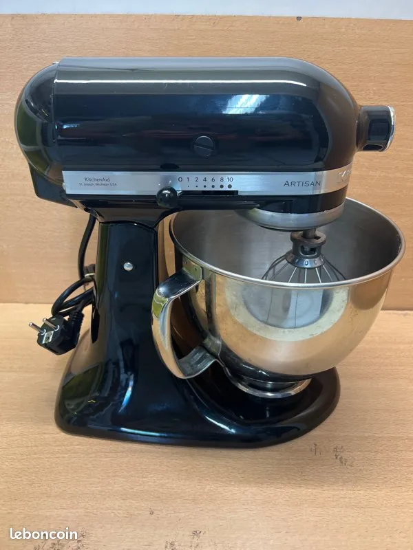 Robot pâtissier KitchenAid Artisan 4,8 L noir — photo 2