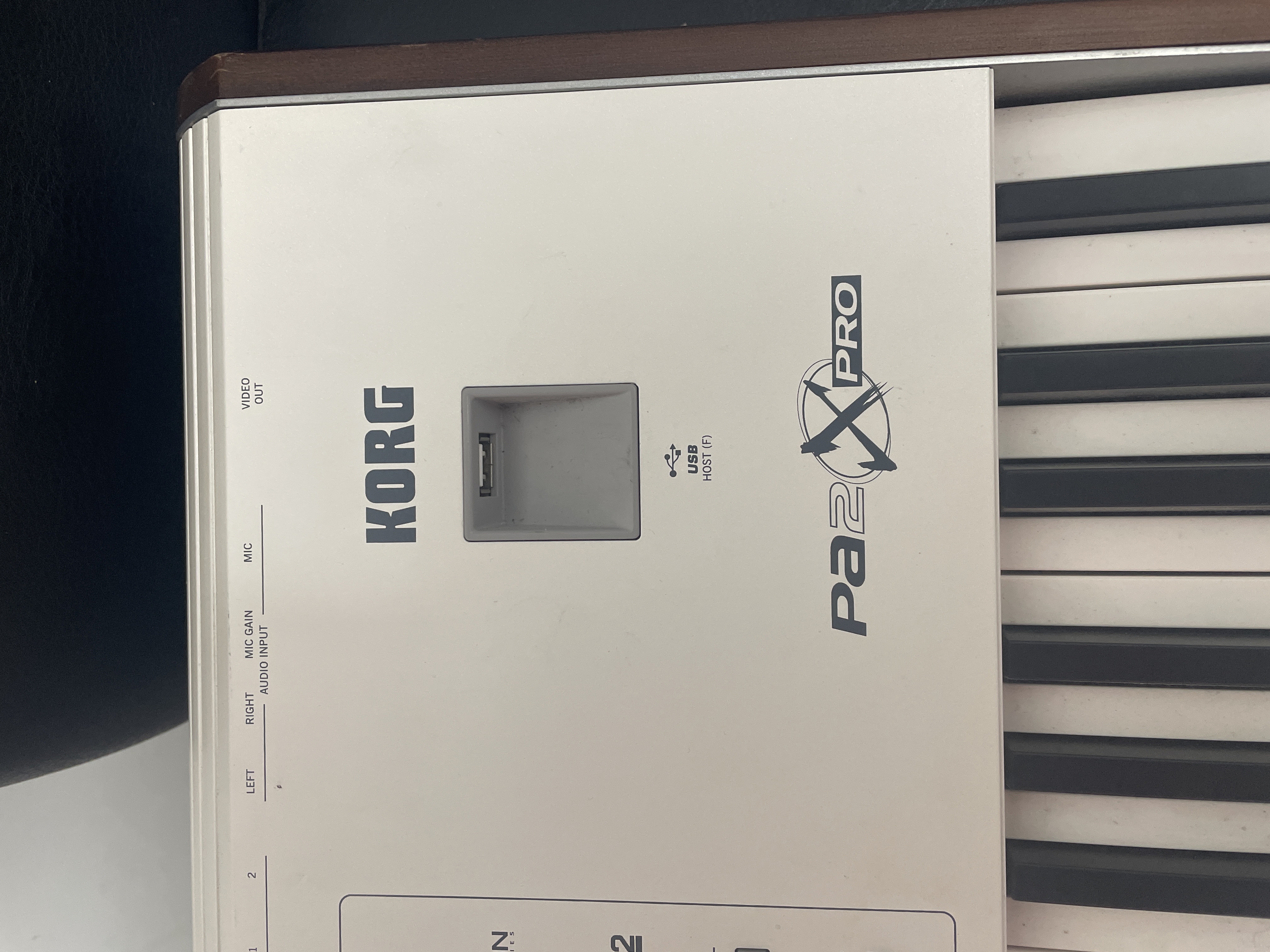 Clavier arrangeur Korg Pa2X Pro — photo 2