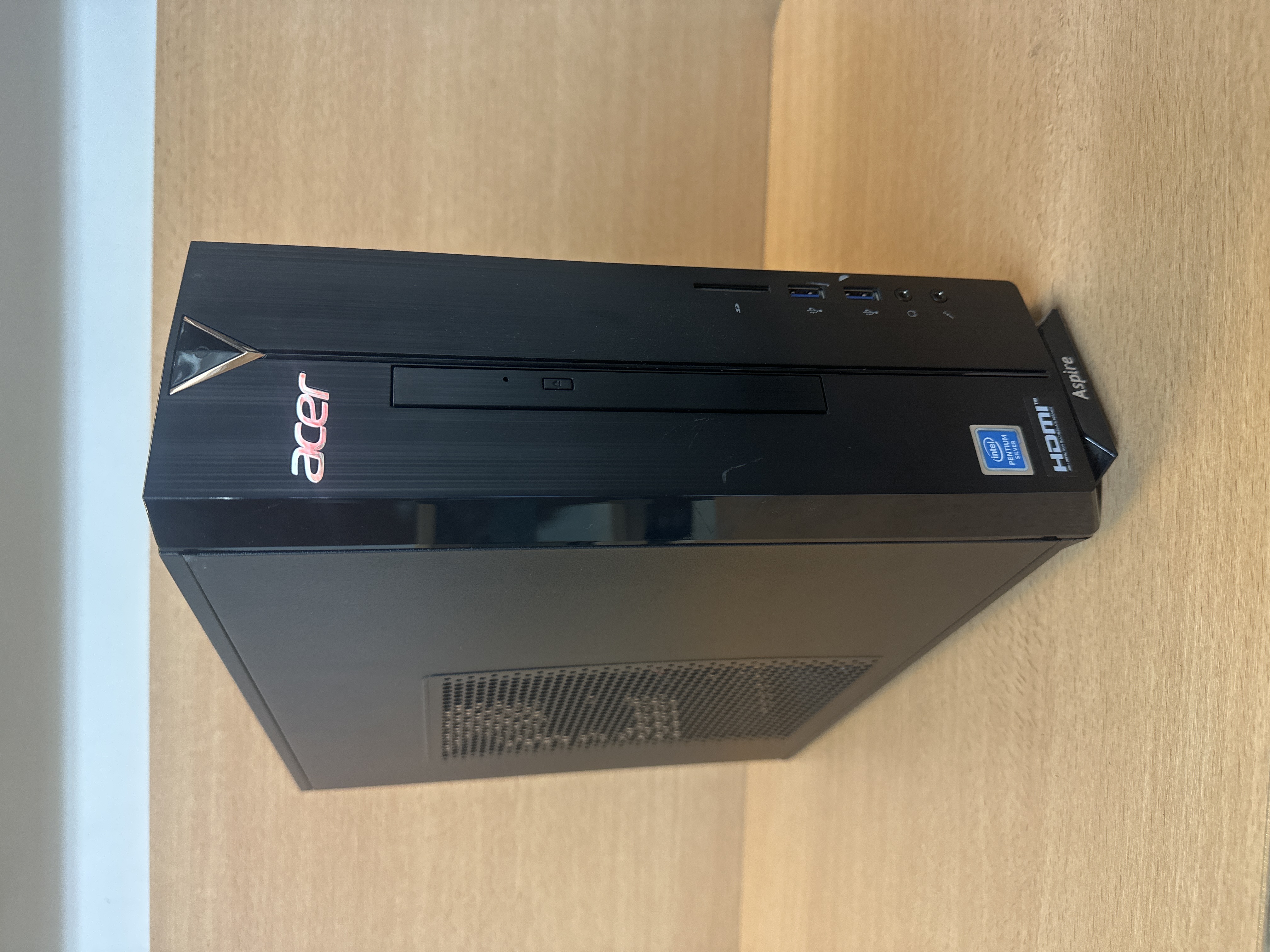 PC fixe Acer Aspire XC-830 Pentium Silver J5040 8 Go RAM SSD 512 Go