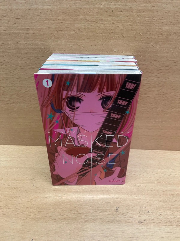 Lot de mangas Masked Noise tome 1-5