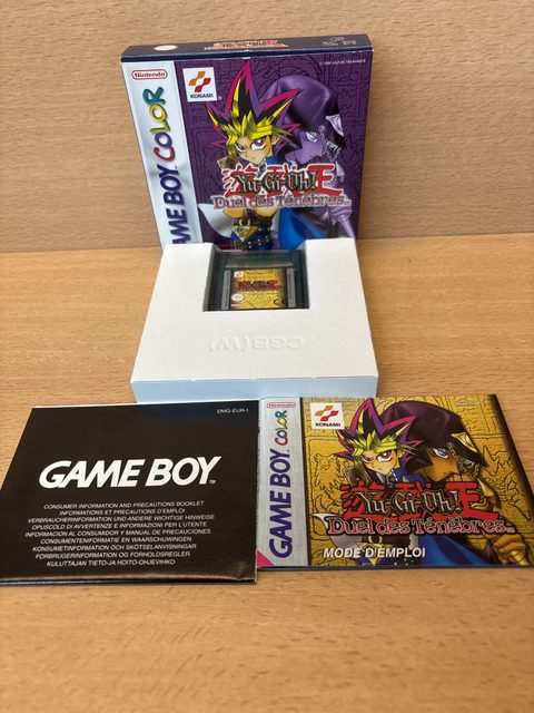 Yu-Gi-Oh Duel des Ténèbres Game Boy Color complet en boîte version française