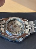 Montre Seiko 5 Sports GMT automatique cadran vert bracelet acier — photo 3