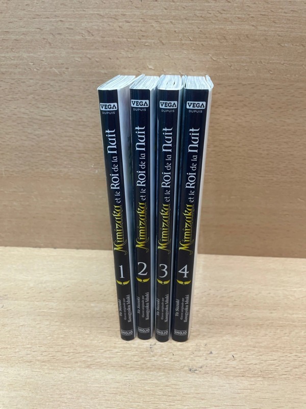 Lot de mangas Mimizuku et le roi de la nuit tome 1-4 — photo 2