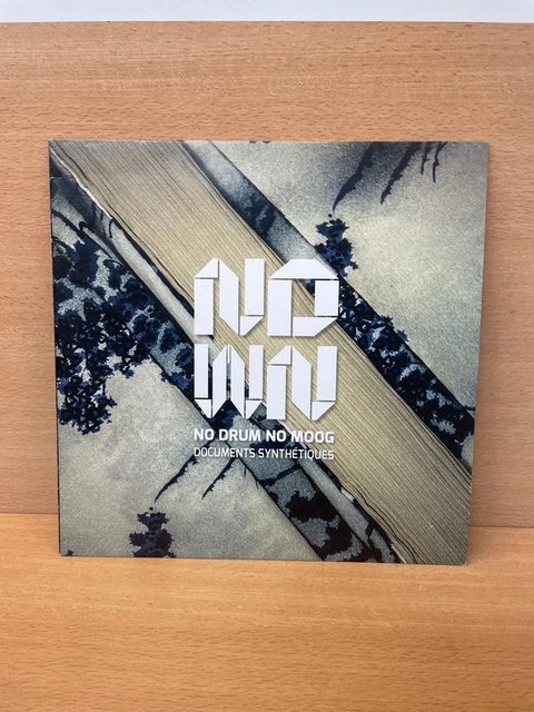 Vinyle No Drum No Moog