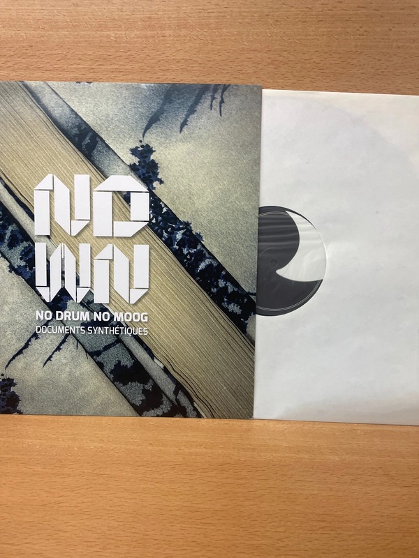 Vinyle No Drum No Moog — photo 3