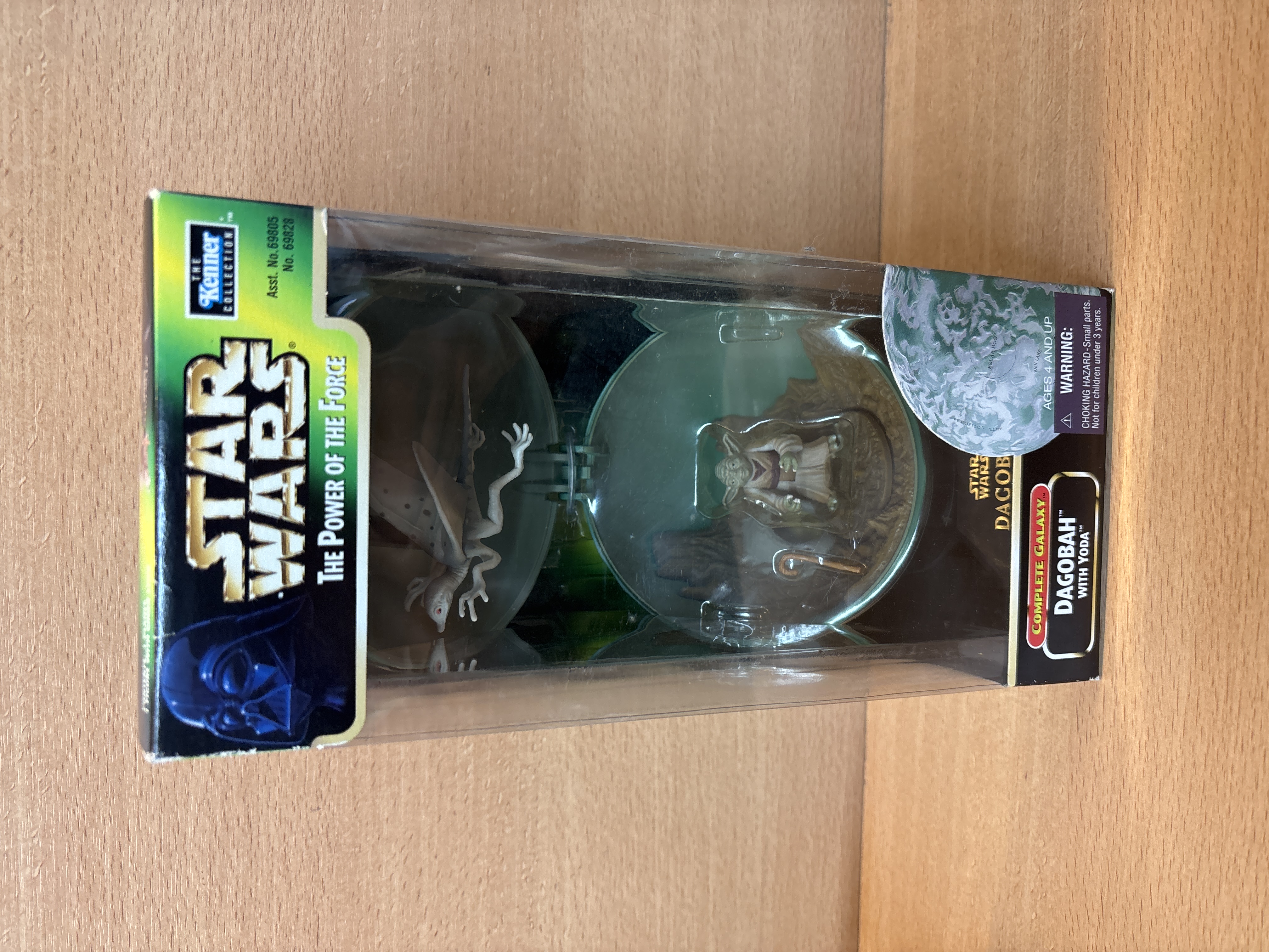 Star Wars The Power of the Force Complete Galaxy Dagobah with Yoda Kenner