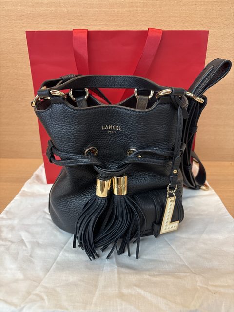 Sac seau Lancel Premier Flirt S en cuir grainé noir
