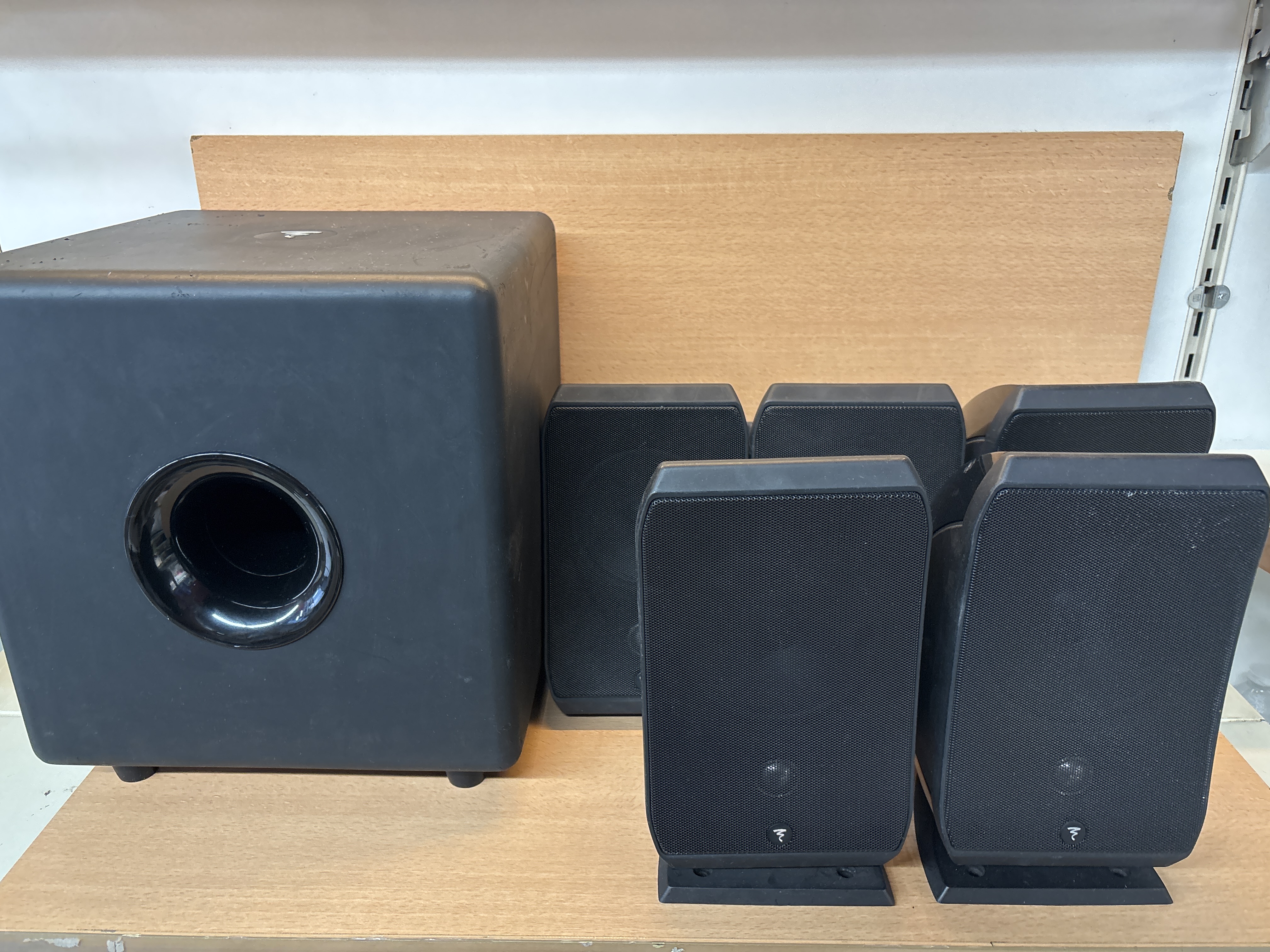 Pack home cinéma 5.1 Focal Sib avec caisson de basses Cub 3