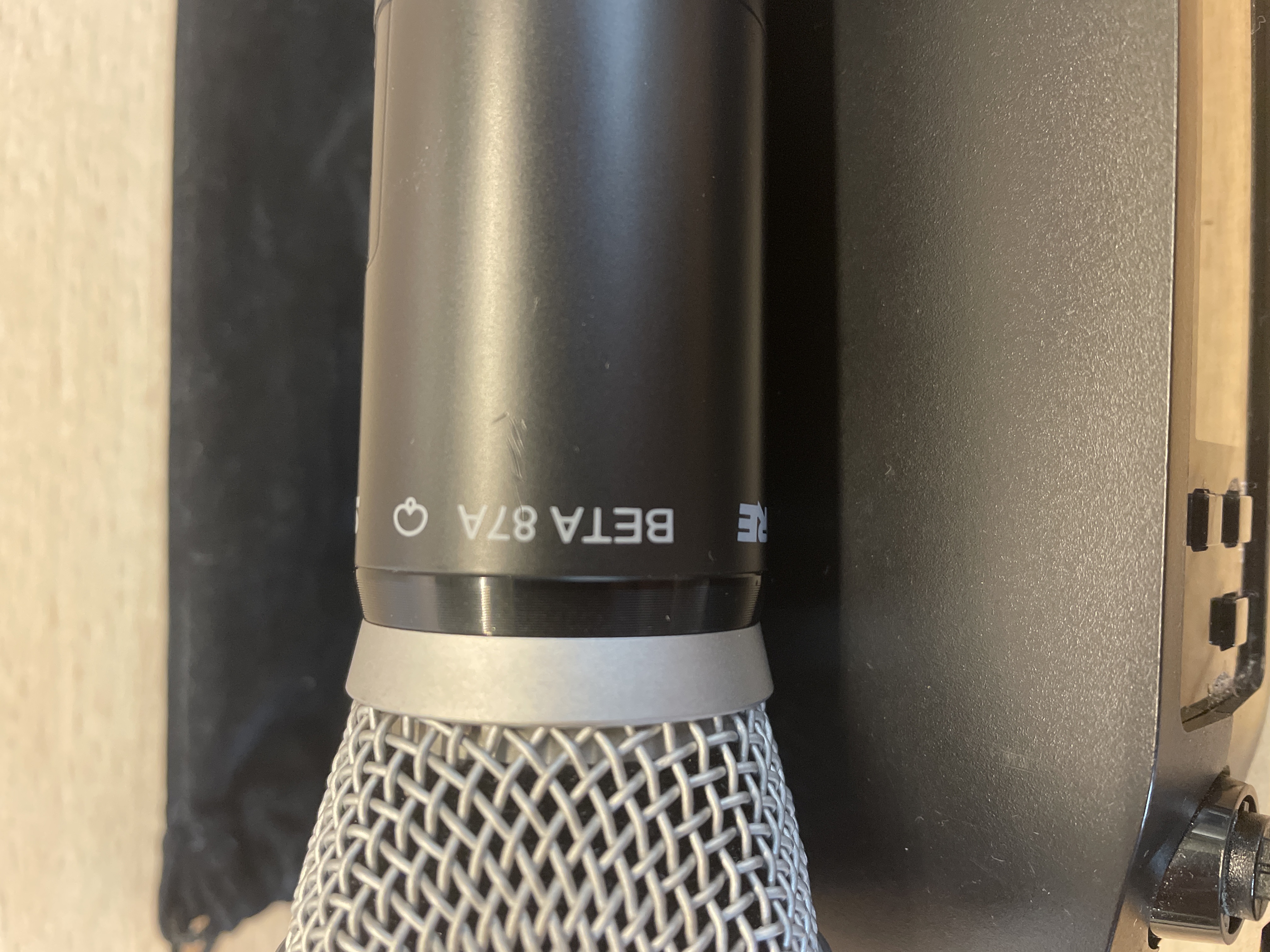 Micro sans fil Shure GLXD4 BETA 87A avec récepteur — photo 3