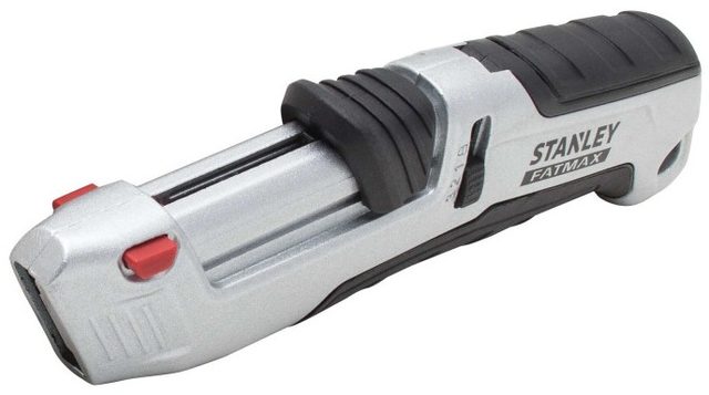 Couteau de sécurité Stanley FatMax Premium Auto-Retract Tri-Slide FMHT10367-0