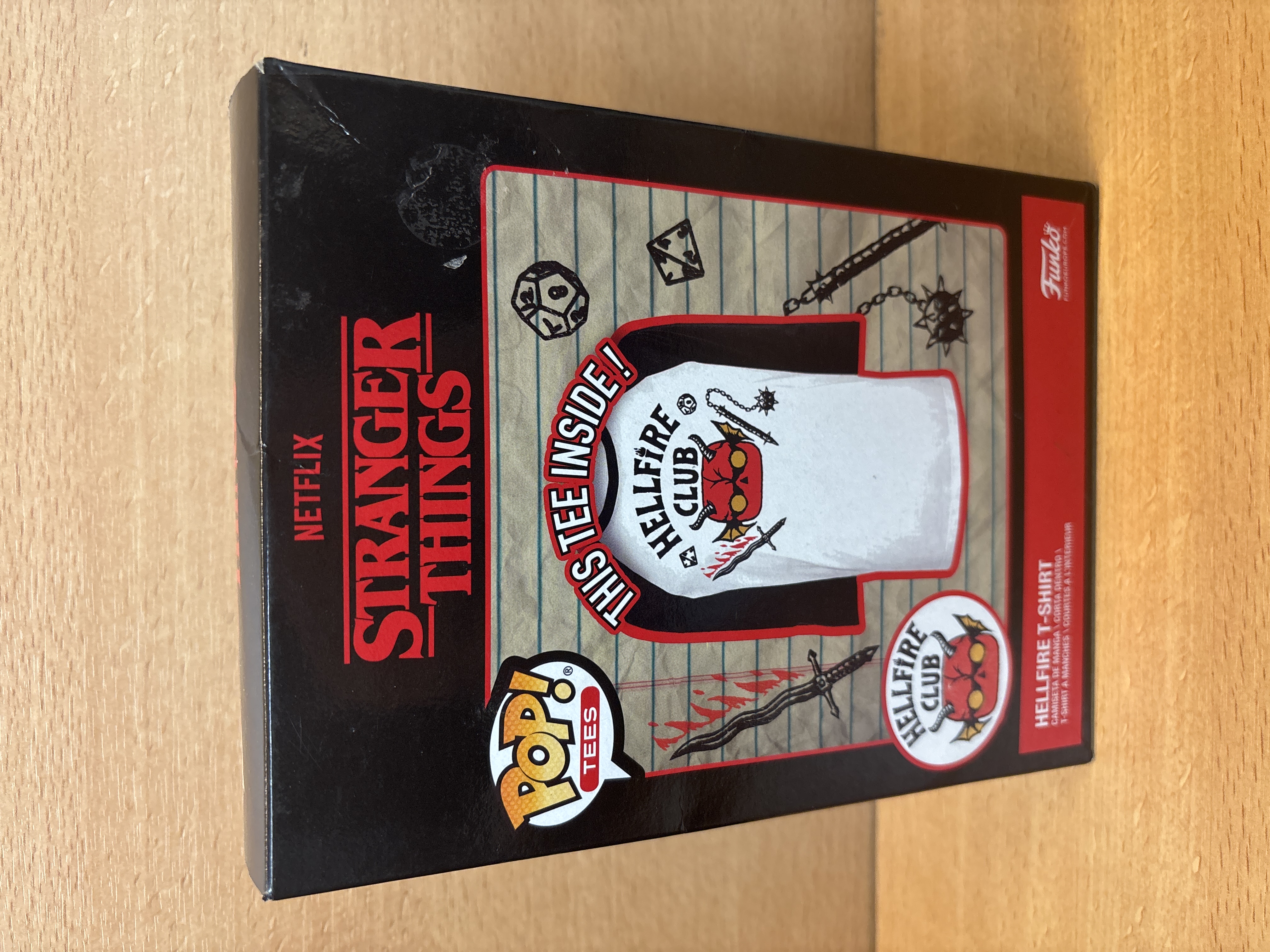 T-shirt Stranger Things Hellfire Club Funko taille M