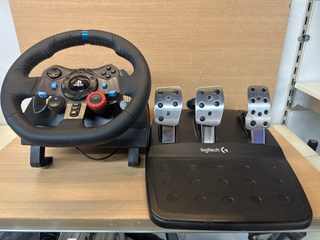 Volant Logitech G29 avec pédalier et levier de vitesses pour PS4 PS5