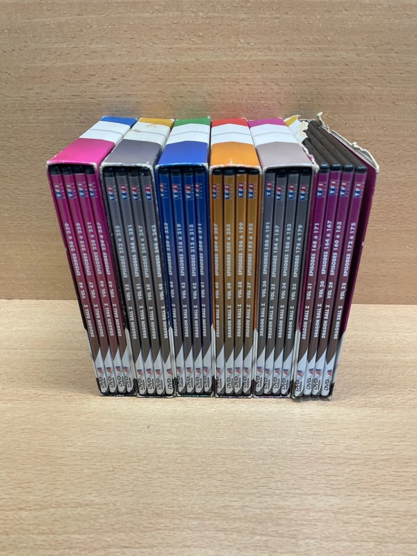 Lot de coffret DVD Dragon Ball Z de l’épisode 160 à 255 — photo 3