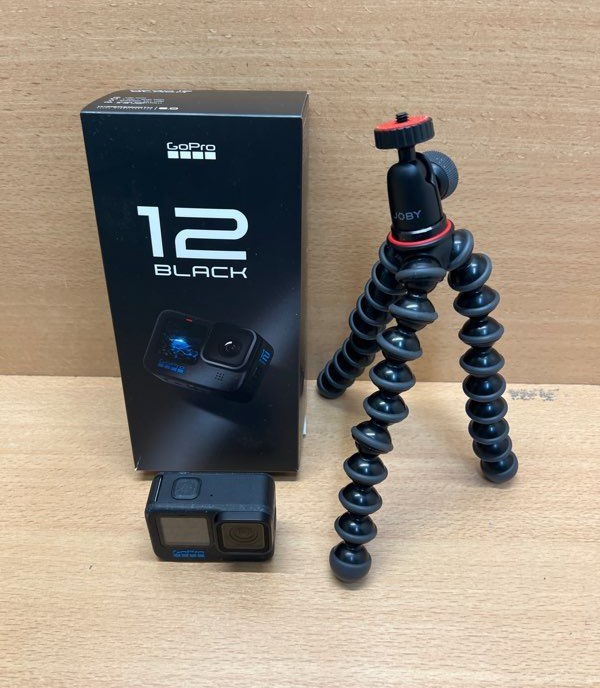 GoPro HERO12 Black avec carte microSD 128 Go et trépied Joby