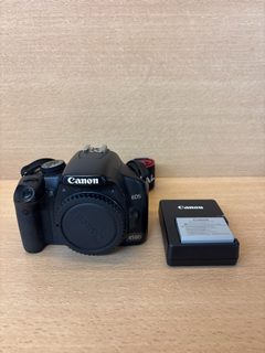 Canon EOS 450D avec chargeur et 2 batteries