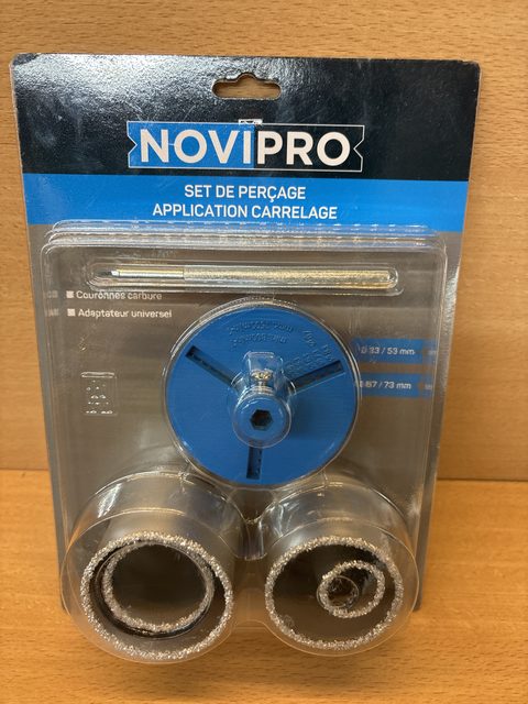 Set de perçage Novipro 4 couronnes carbure 33/53/67/73 mm