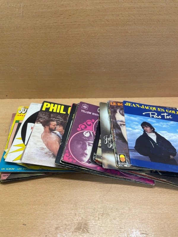 Lot de 30 vinyles — photo 2