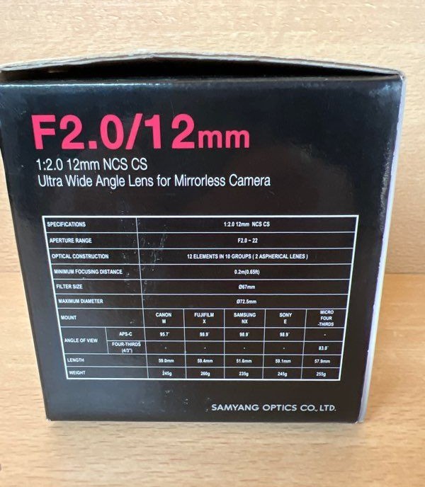 Objectif Samyang 12mm F2.0 Sony E noir neuf — photo 3