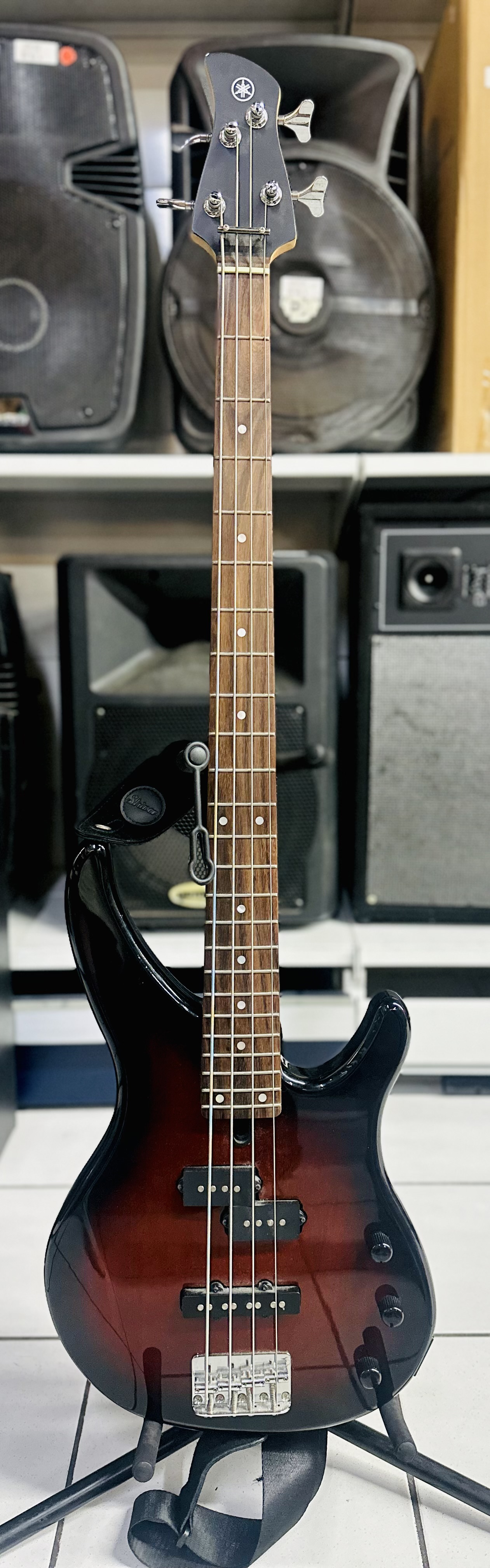 Guitare basse Yamaha TRBX174 4 cordes