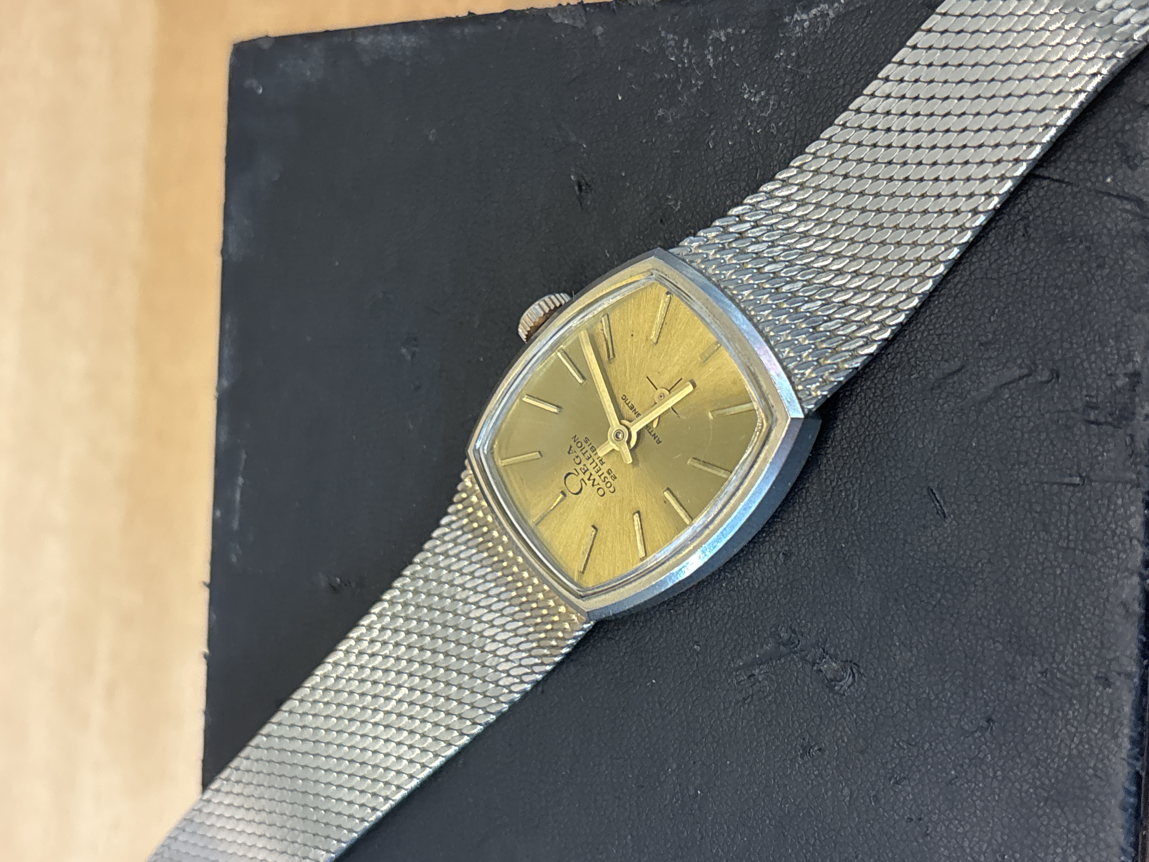 Montre Omega Constellation 25 rubis vintage
