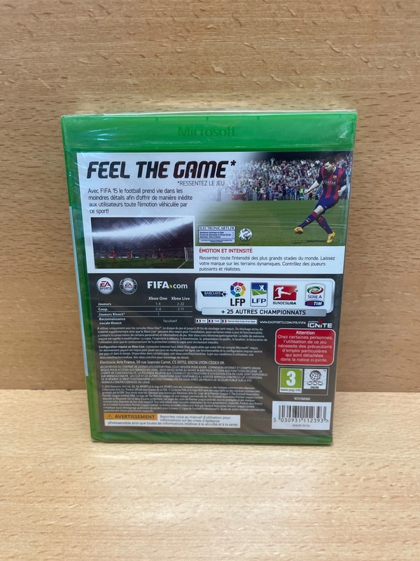 Jeu Xbox One FIFA 15 Neuf — photo 2