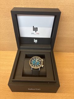 Montre automatique Lip Nautic-Ocean 200M Besançon 51371-028