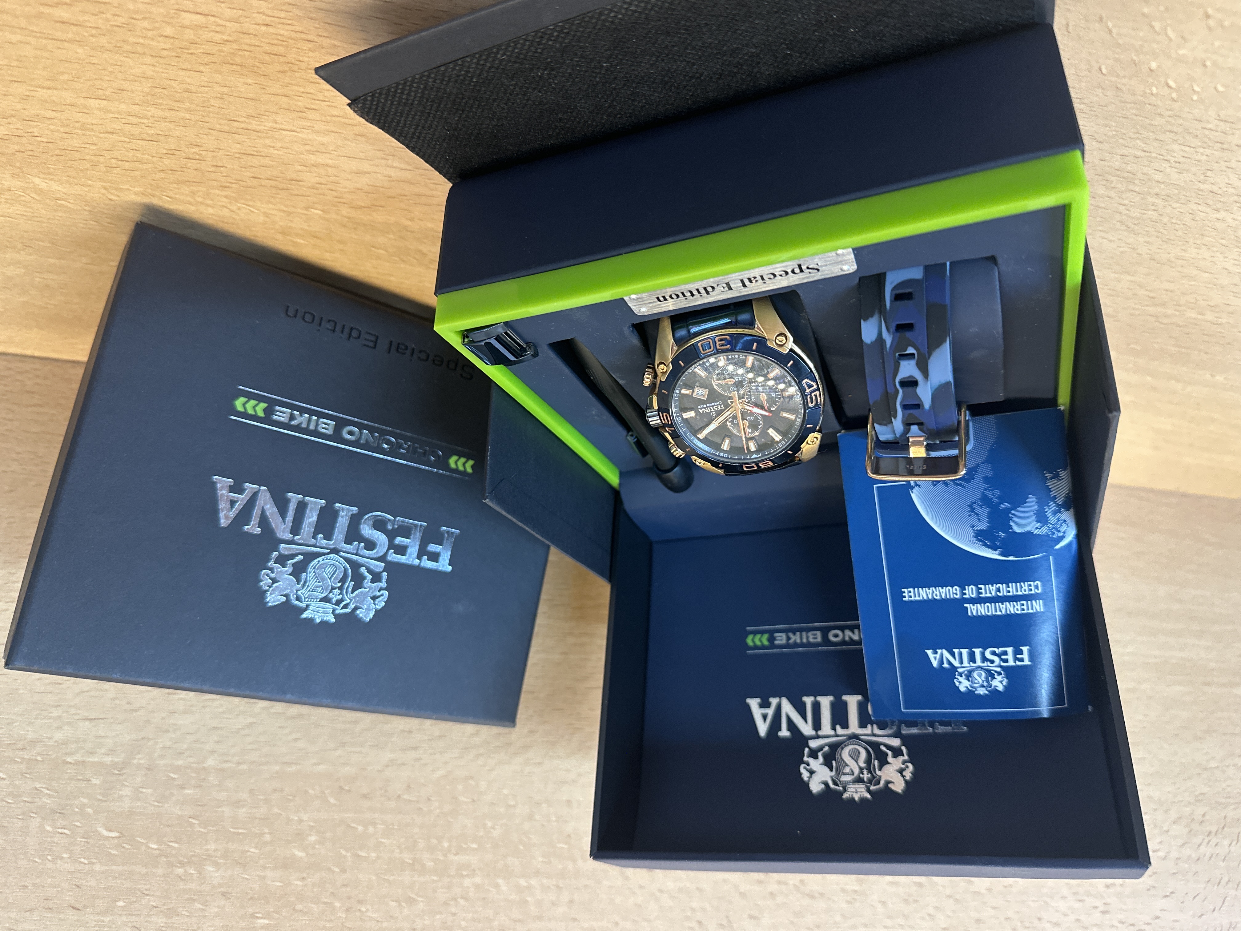 Montre Festina Chrono Bike Special Edition avec coffret