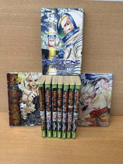 Lot manga Dr Stone tomes 1 à 9 + Reboot Byakuya - Glénat - série française